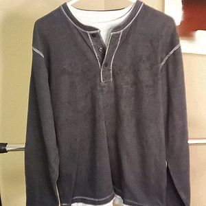 Henley with skulls and ivy